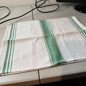 Elegant Green and White Kitchen Towel